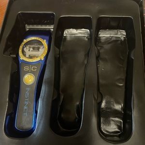 No red or black case but has everything else